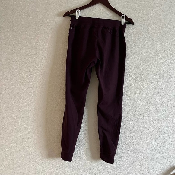 ZYIA Women’s Workout Unwind Jogger Size XS in Plum - Picture 9 of 13